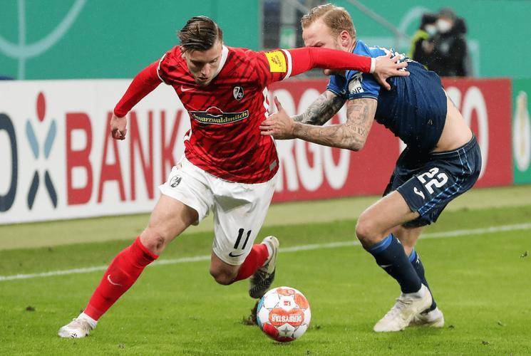 欧联杯收官焦点:弗赖堡主场迎击萨尔茨堡,德甲铁壁对决奥超劲旅